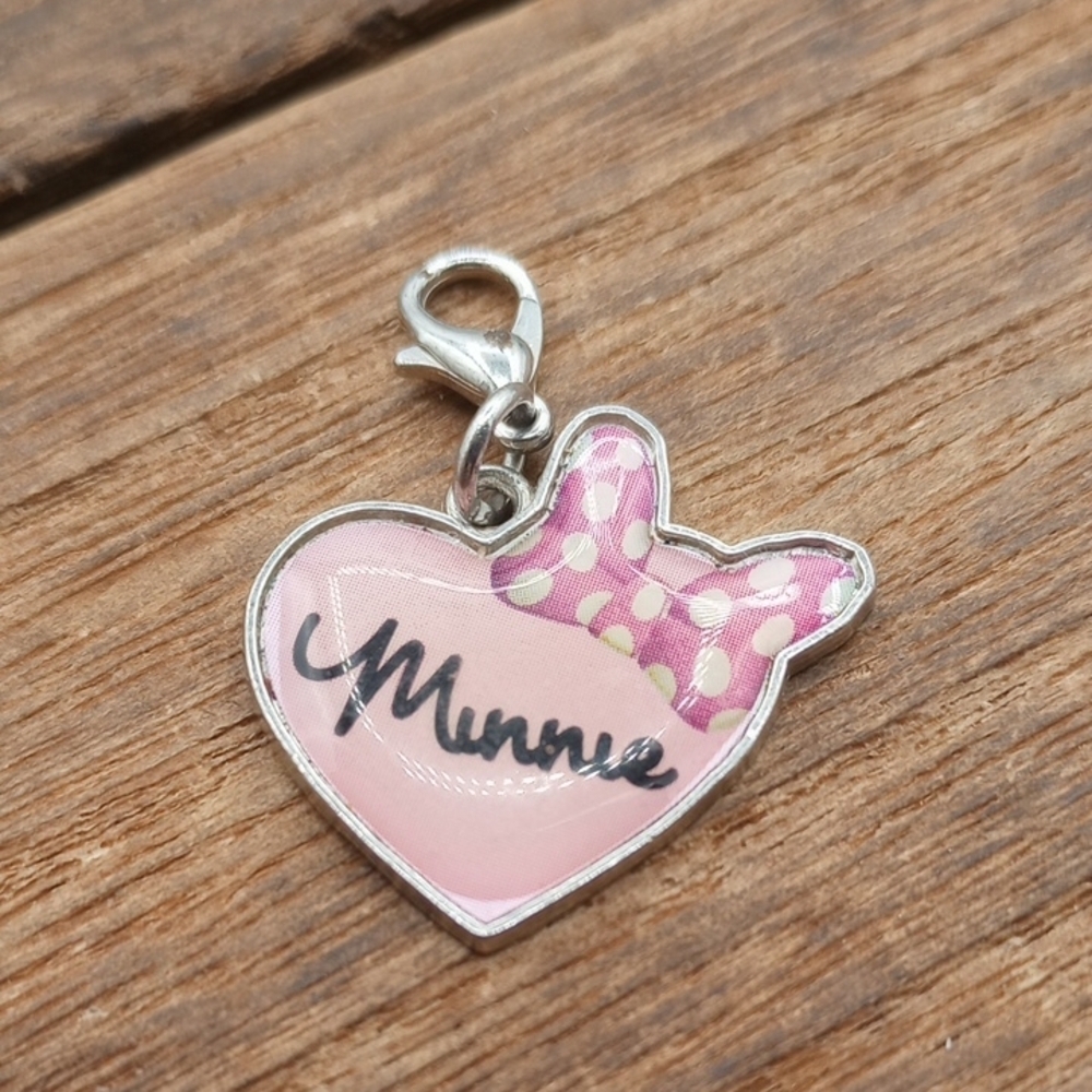 Disney Minnie Heart Charm Pendant in Pink P244